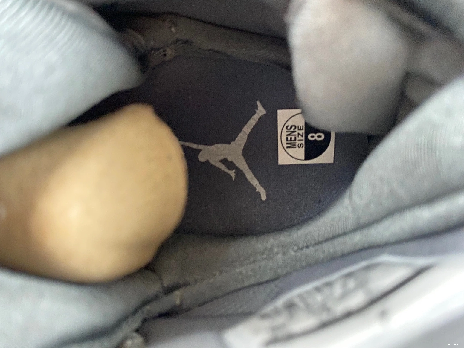 305381-014 Jordan - Retro 8 Men's Cool Grey 0324